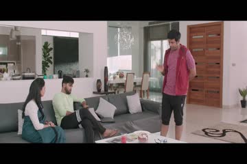 Gajab Prem Ki Ajab Kahani (Mahanubhavudu) Hindi Dubbed thumb